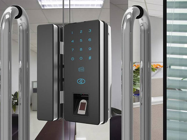 淮上24小时上门开锁公司