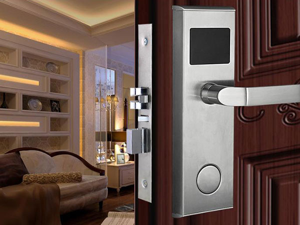 淮上24小时上门开锁公司