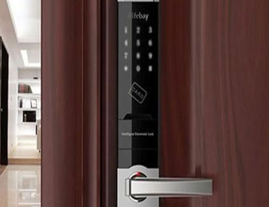 淮上24小时上门开锁公司